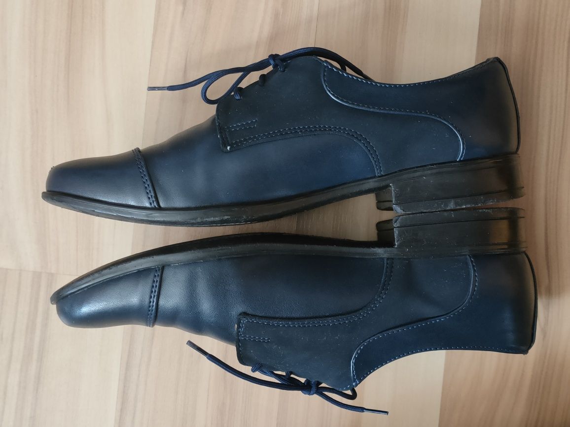 Eleganckie buty chłopięce r.36 wizytowe granat dł.24,5 komunia skóra