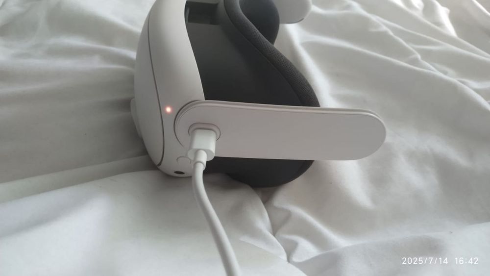 RGB gaming charging head strap