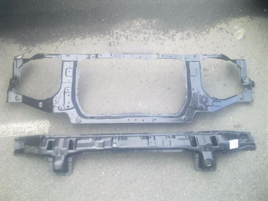 Бампер передний  Mitsubishi Pajero Wagon  IV Мітсубісі Паджеро Вагон 4