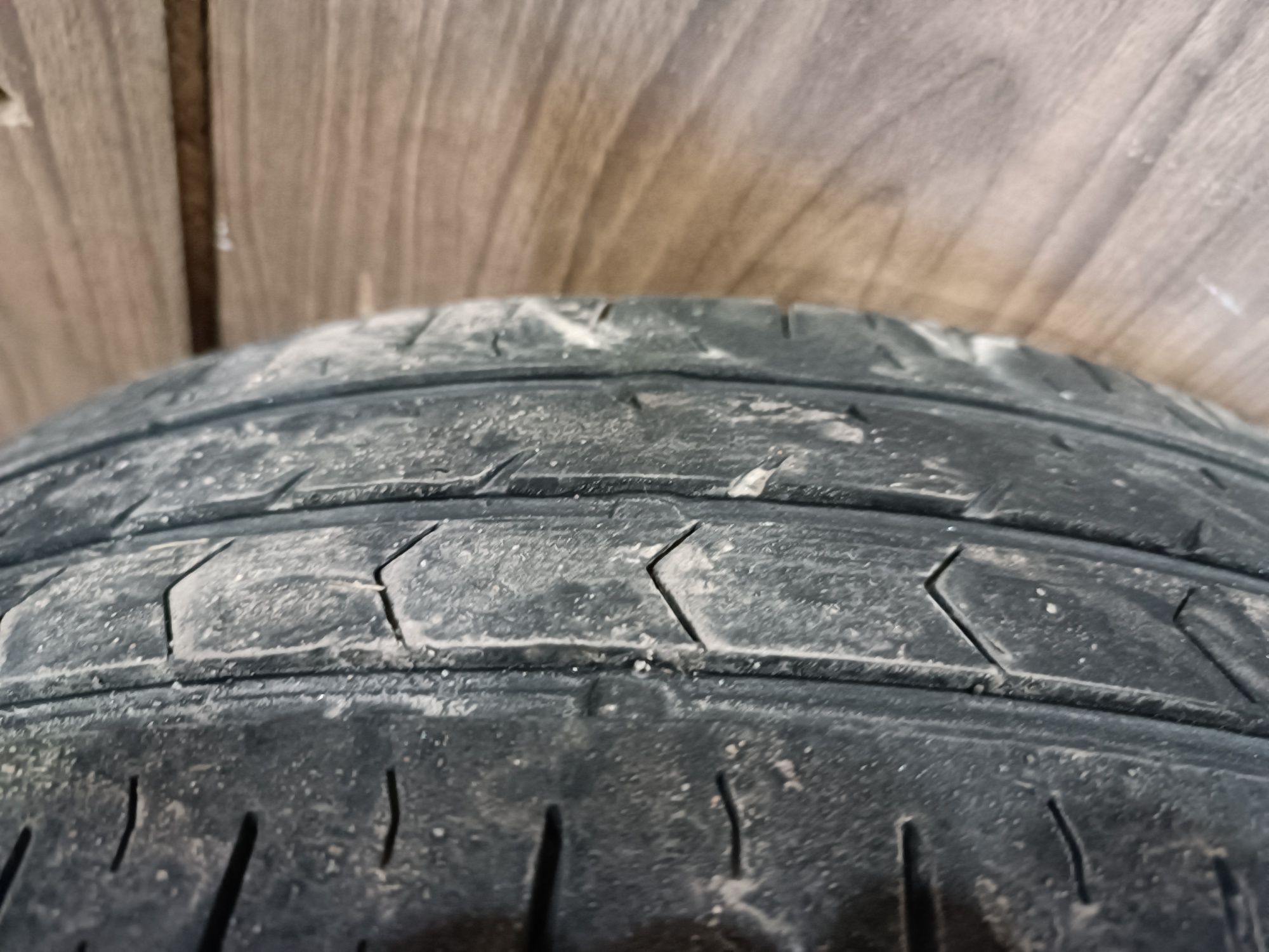 Пара літніх шин  Continental ContiPremiumContact 5 185/65 R15 88H