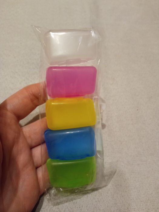 5x etui na szczoteczkę