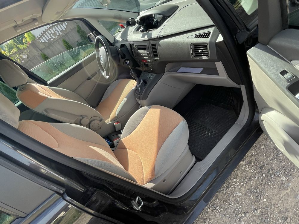 Fiat Idea 1.4 czarny/95km