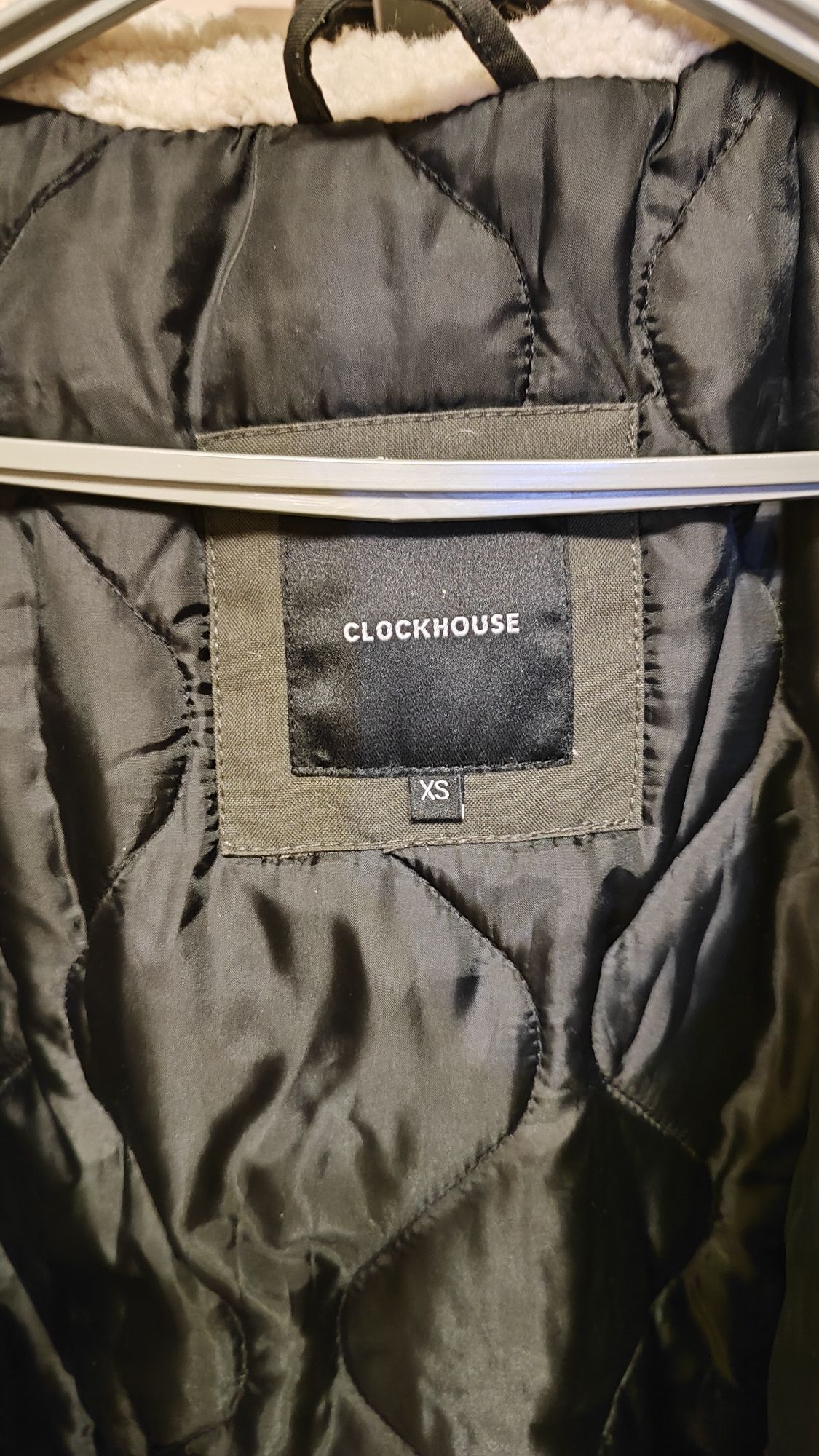 Пуховик Clockhouse XS
