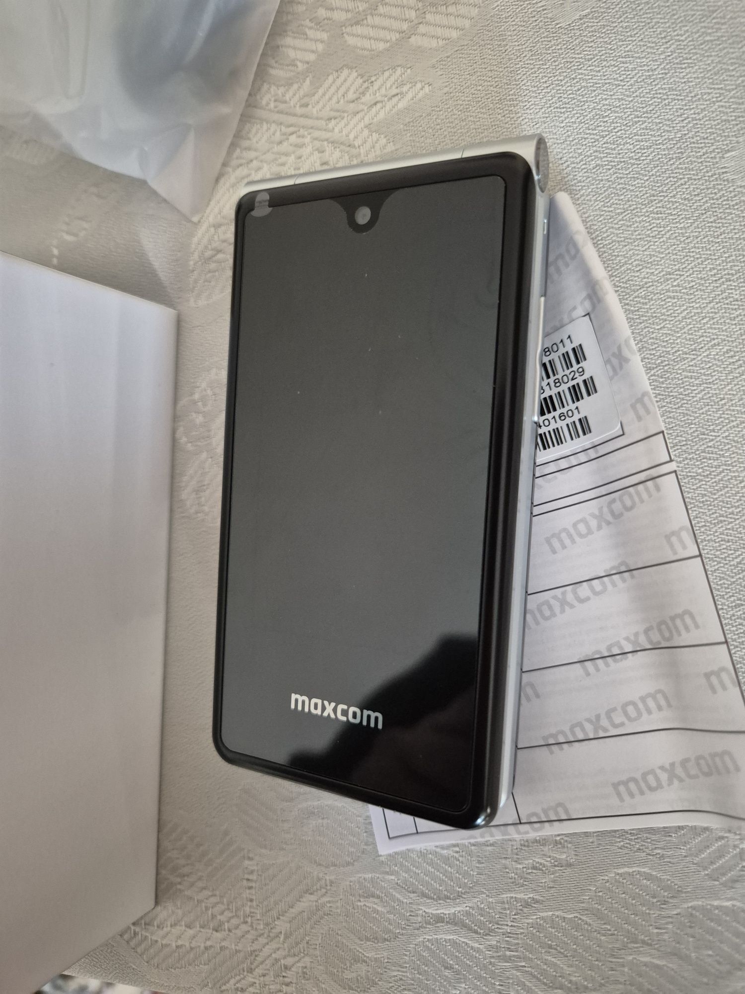 Telefon dla seniora MaxCom mm835