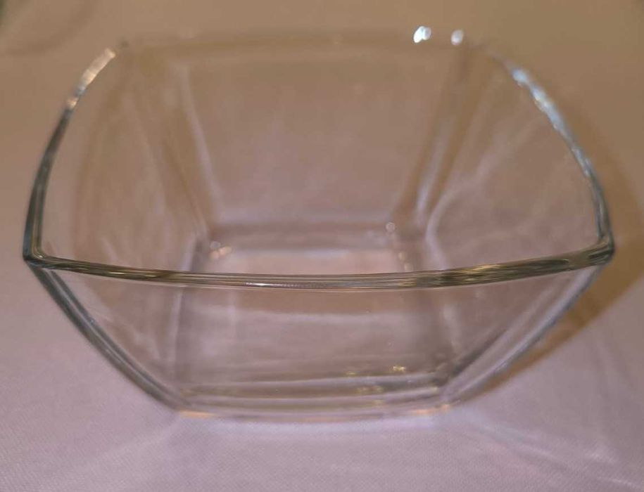 Zestaw 2 szt. salaterka 6 szt. talerzyk szkło przeźroczyste