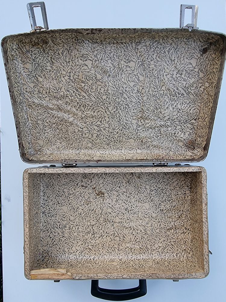 Stara walizka zabytkowa retro kufer PRL zabytek