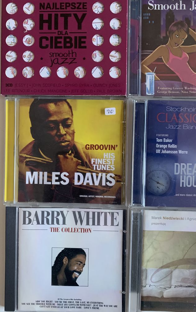 Płyty CD jazz Barry White, Chillout Cafe, Miles Davis Luis Armstrong