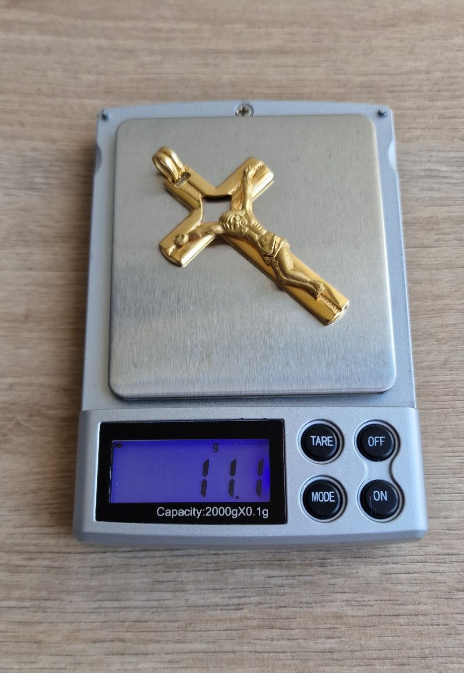 Cruz em Ouro 19.2K Tamanho Grande