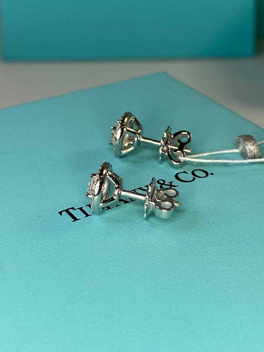 Золоті сережки з діамантами (GIA)