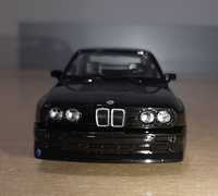 BMW M3 E30  1:36