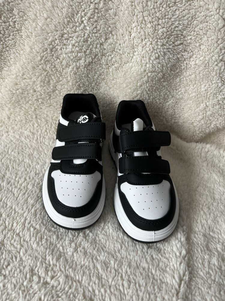 Nowe buty dla dzieci