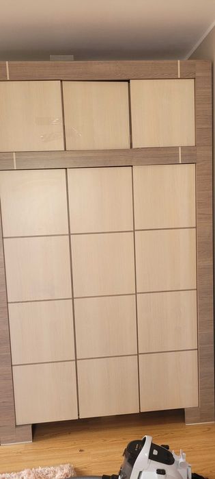 Szafa Modern Vox z nadstawka i naroznik