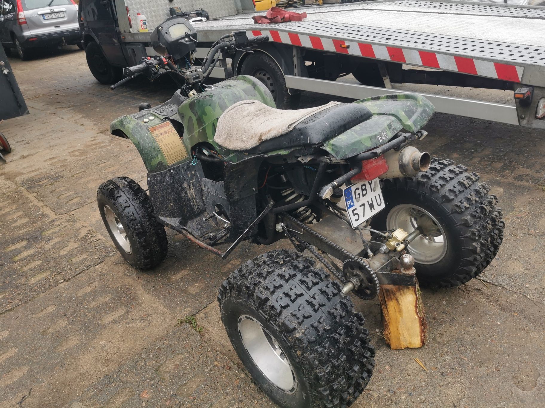 Quad 250 zarejestrowany