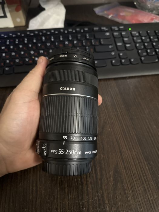 Canon EF-S 55–250mm f/4–5.6 IS