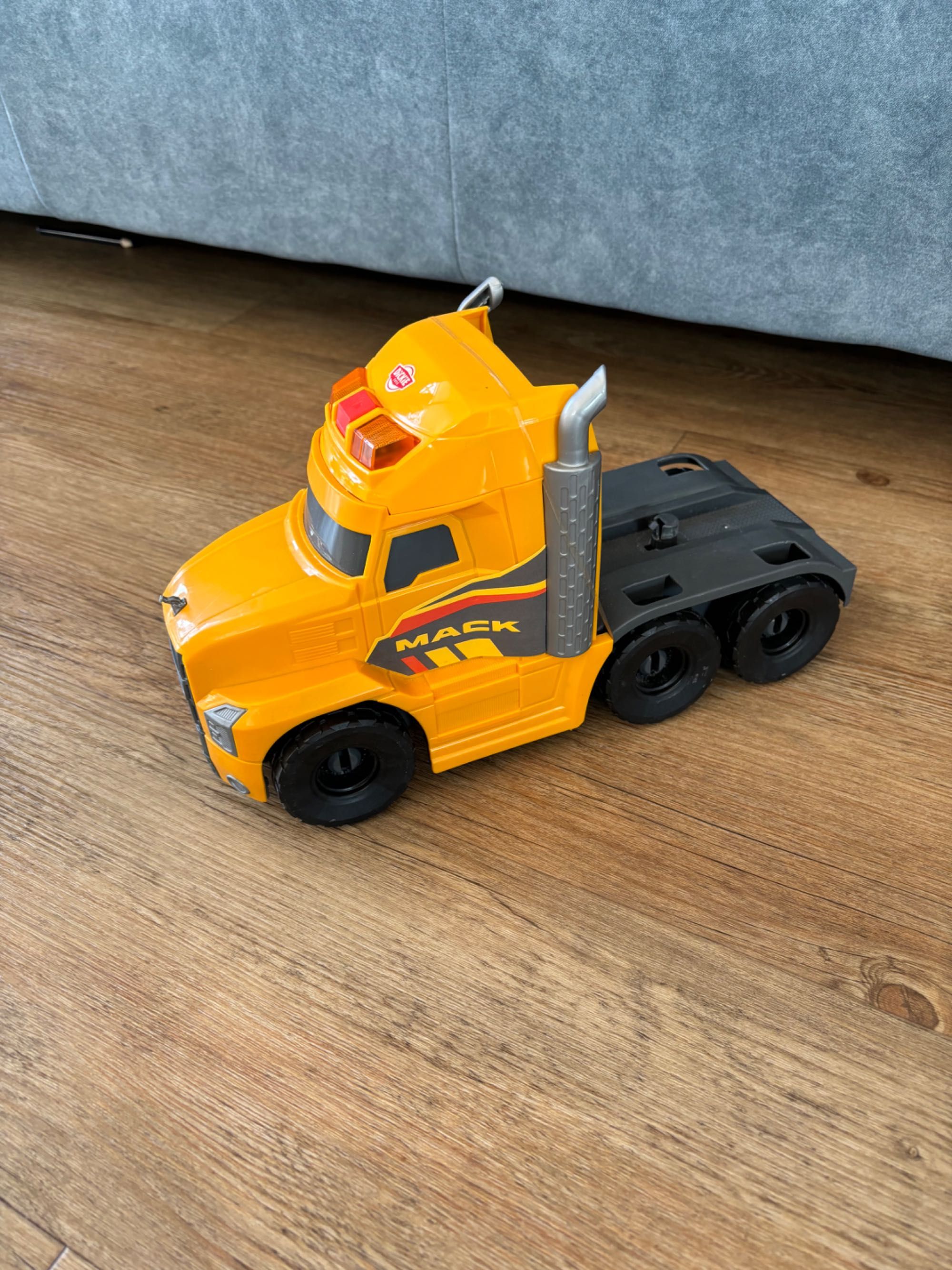 Mack laweta volvo oraz traktor Fendt dickie toys