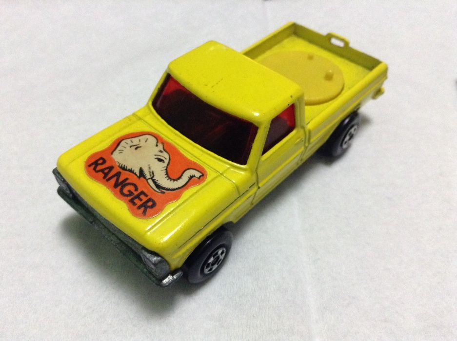 MATCHBOX Superfast -Wild Life 15€ Chevy Van 7€ Blue Shark 5€ carrinhos