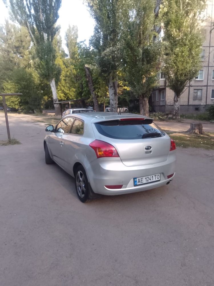 Продам kia ceed