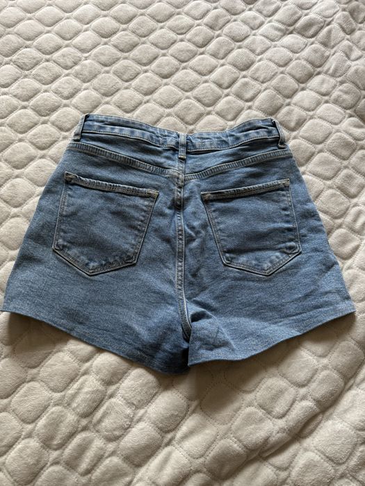 Літні джинсові шорти