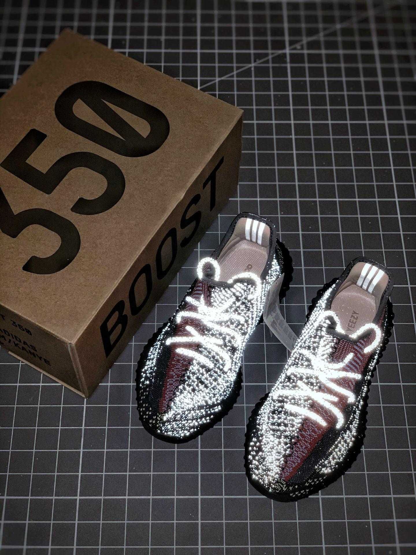 adidas Yeezy Boost 350 V2 Yecheil (Reflective), rozmiar 36