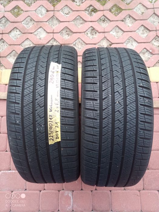 Opony Vredestein wielosezonowe 225/40/18 2szt