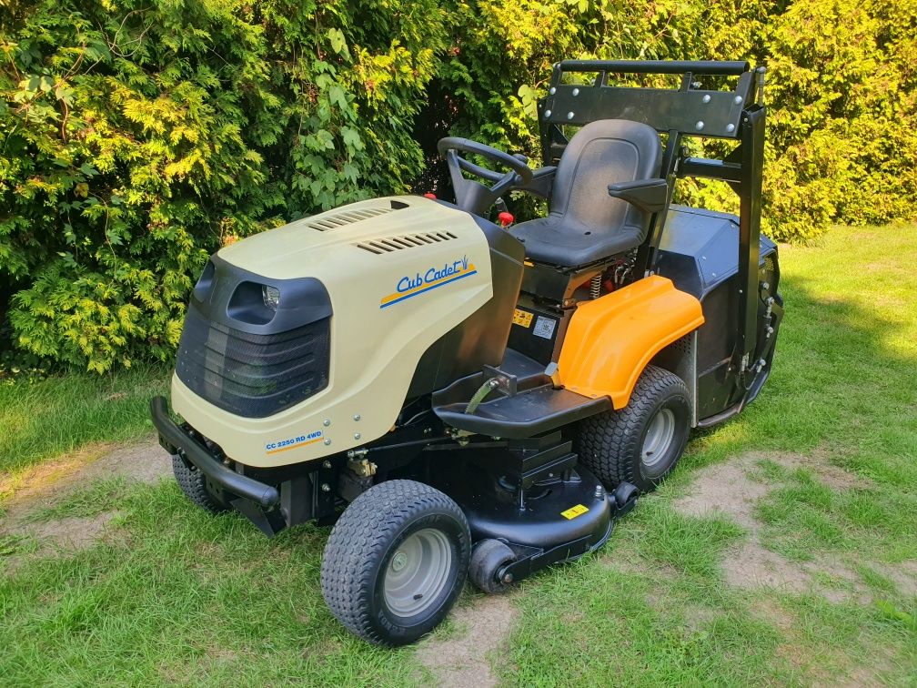 Traktorek kosiarka Cub Cadet Kubota ISEKI Husqvarna 4x4 25KM Kawasaki