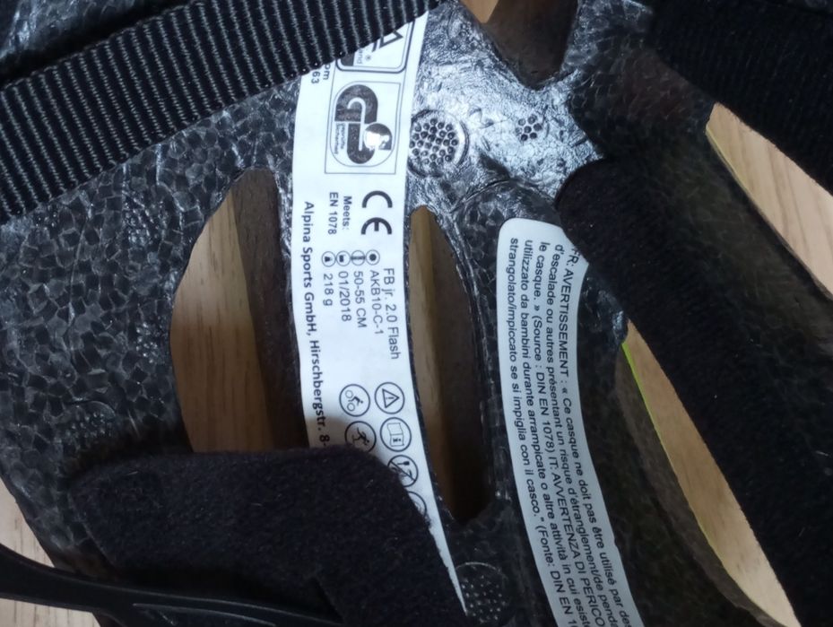 Kask rowerowy Alpina 50-55, dziecięcy, lampka z tyłu, bdb