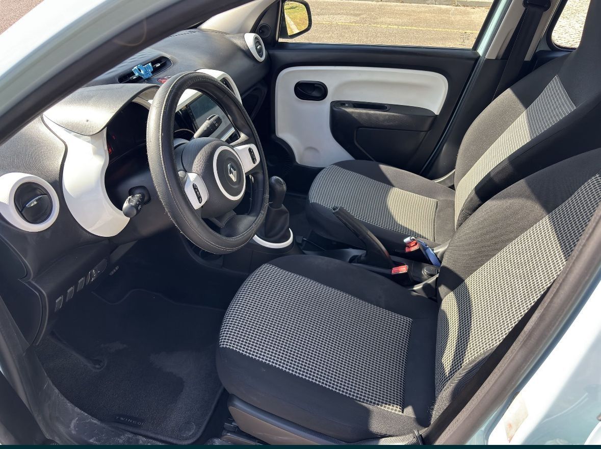 Renault twingo 2016 com apenas 72000km