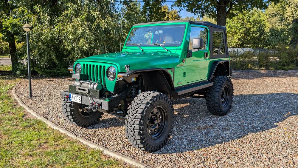 Jeep Wrangler 4.0L Bezwypadkowy OFF-ROAD