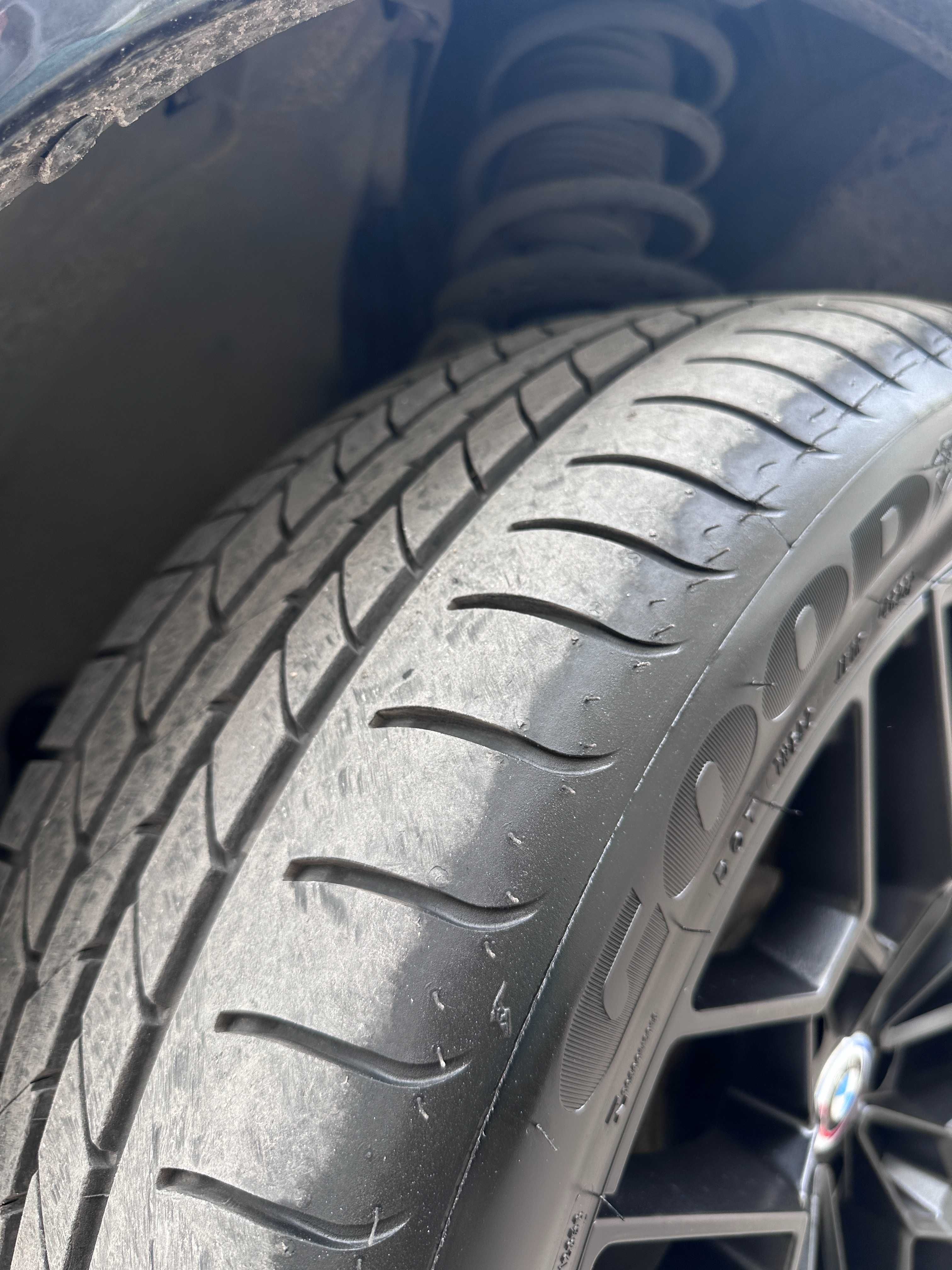 Шини літні 2023 рік Goodyear EfficientGrip 275/40 R19 Run Flat