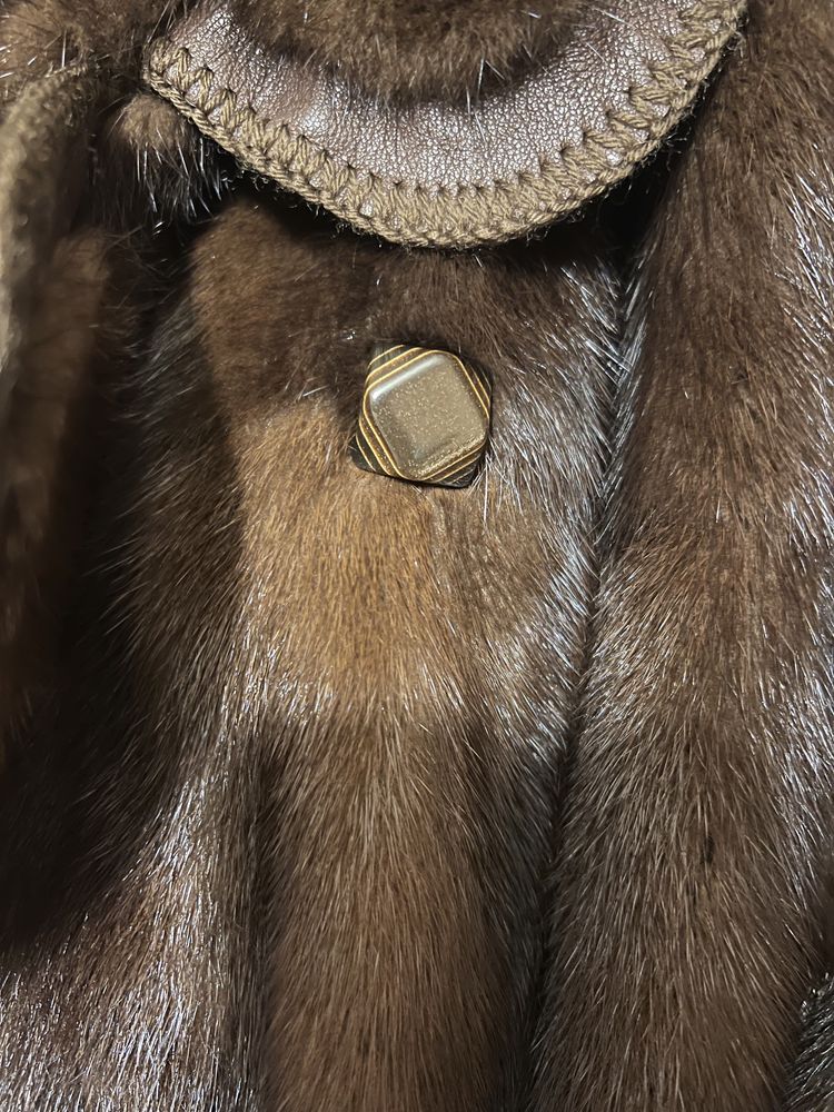 Шуба норковая Magic Furs