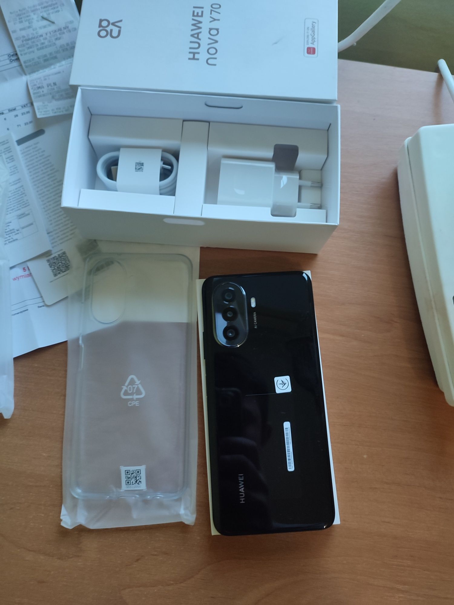 Huawei Nova Y70 4/128 Midnight Black. Новий в коробці!