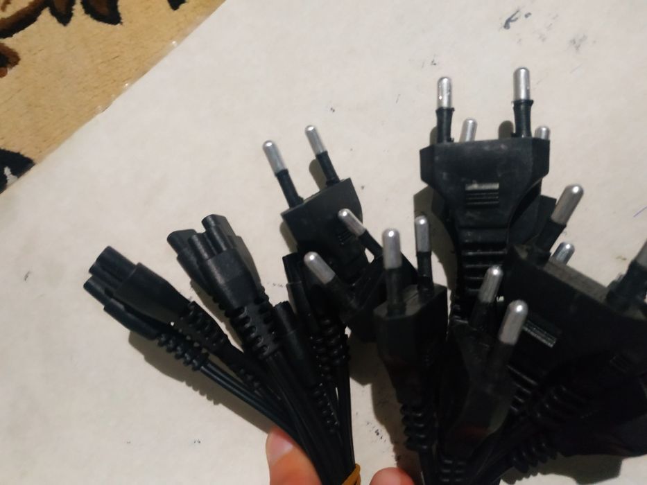 Шнур питания шокер и фонарик.Новый.