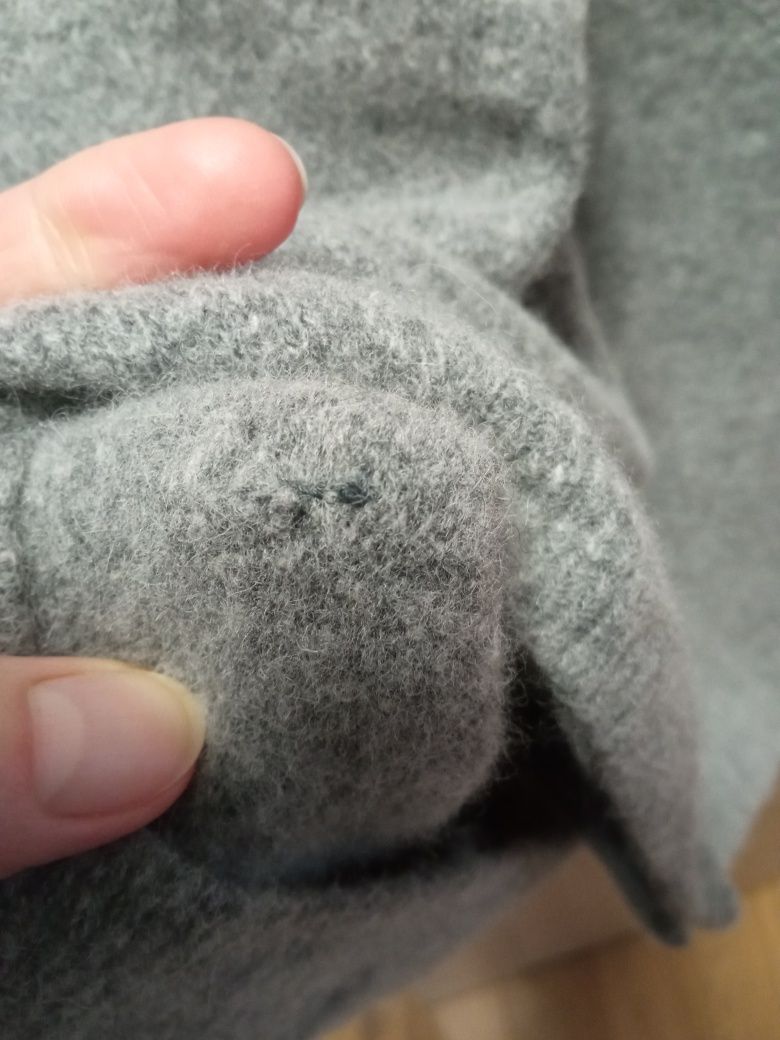 Sweter z wełny merino i kaszmiru