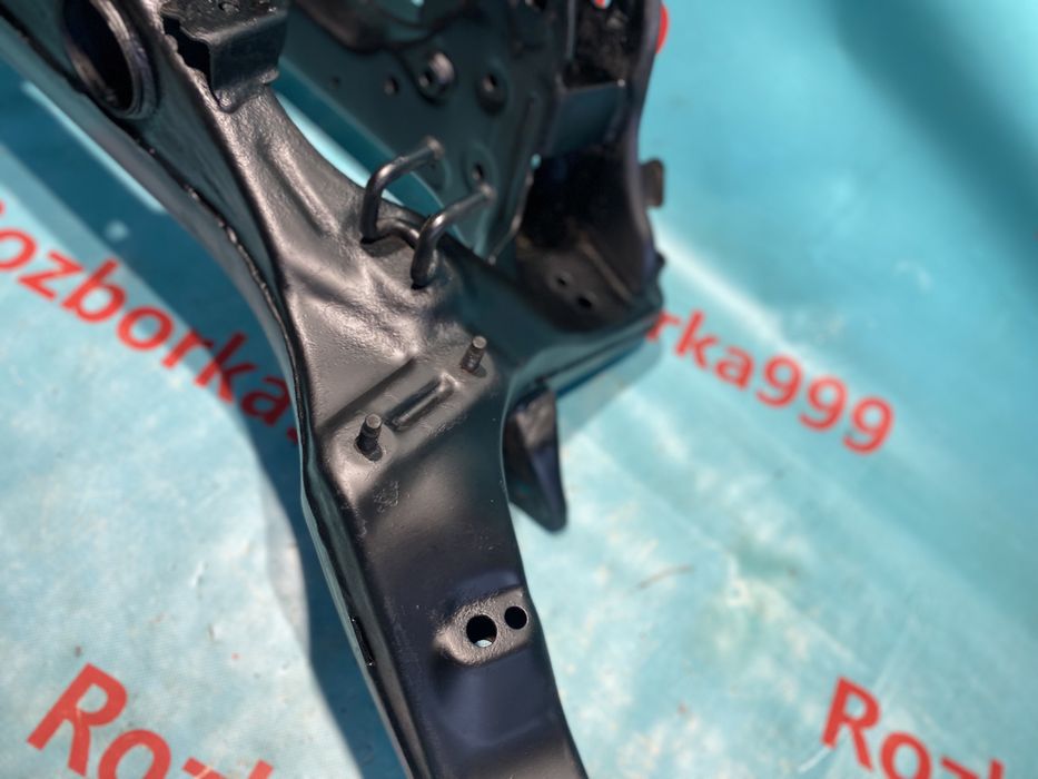 Балка задня Nissan Qashqai j10 4x4 подрамник Кашкай 4wd