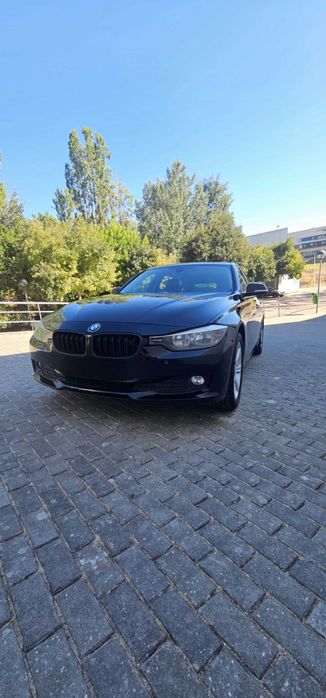 BMW 320 Touring full extras  2012