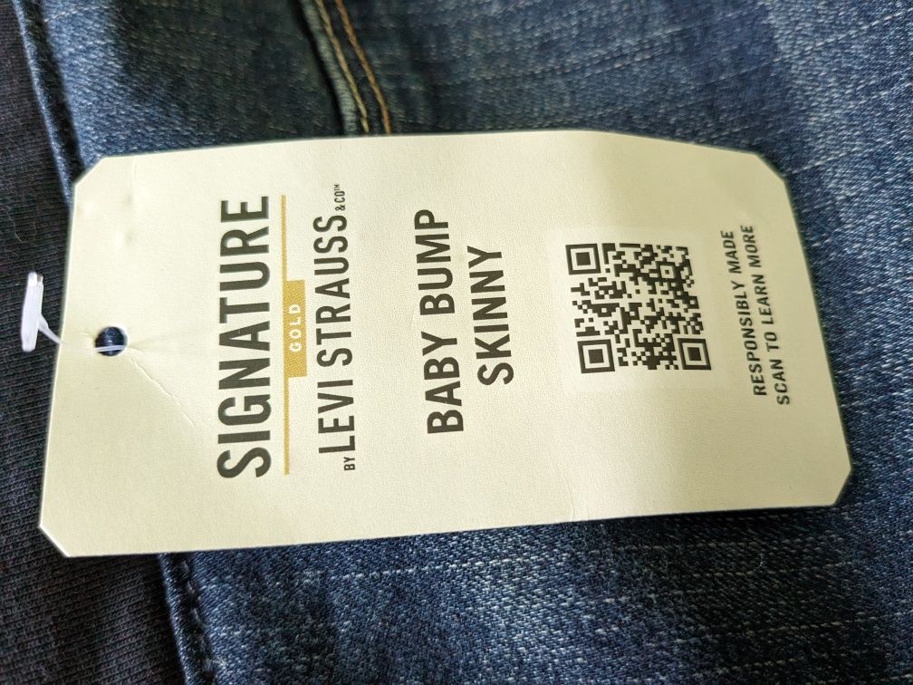 Нові джинси для вагітних Signature by Levi Strauss & Co. Gold Label