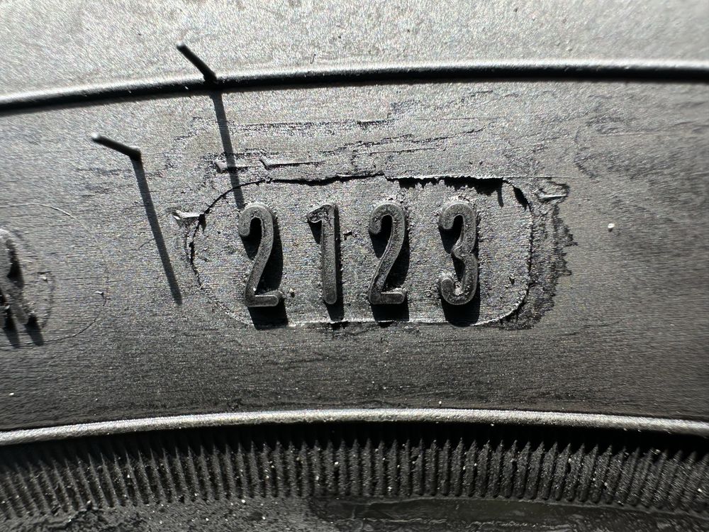4X Goodyear Vector 4 Season Gen 2 AO 215/55 R17