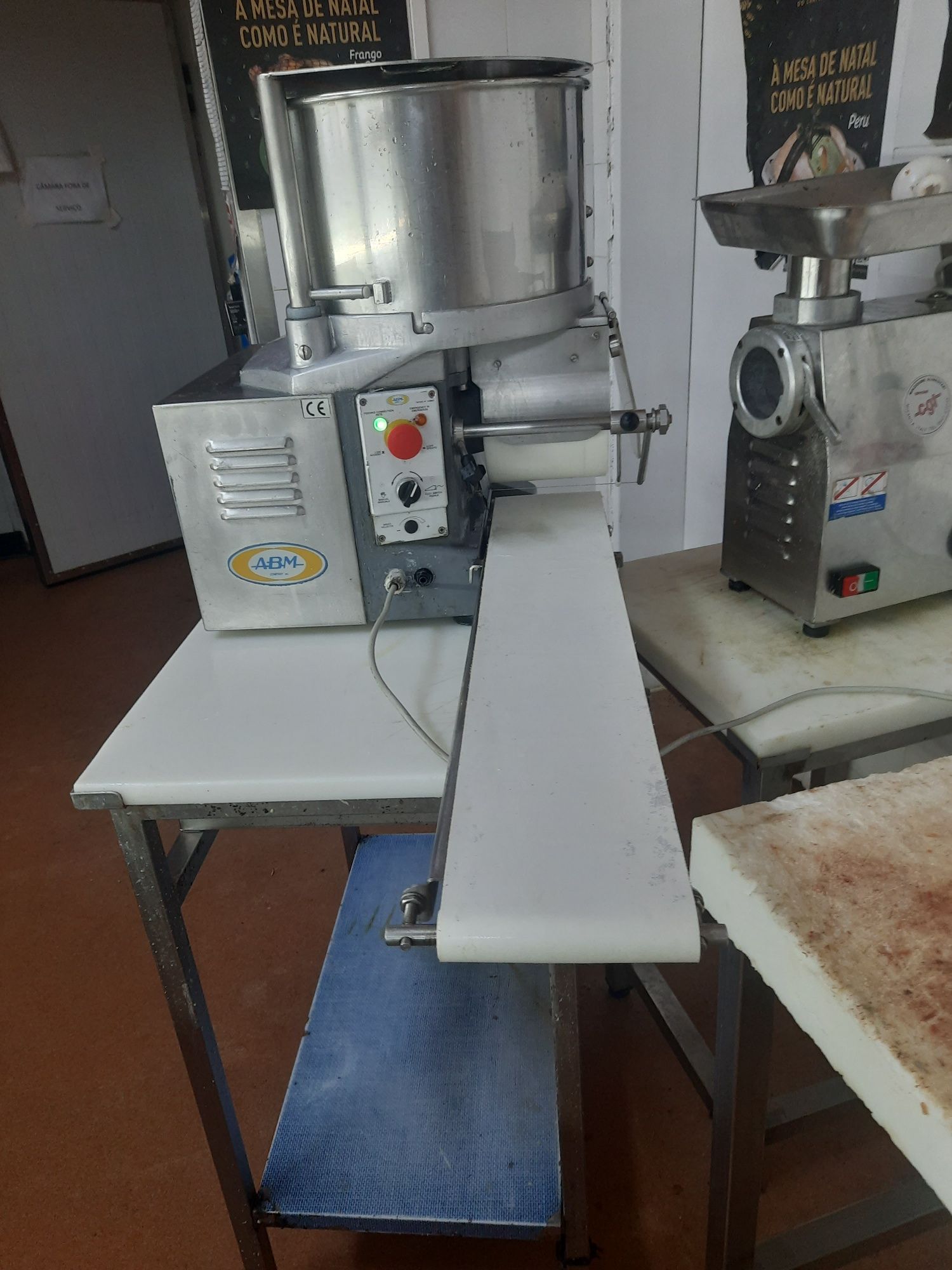 Maquina hambúrguer automática