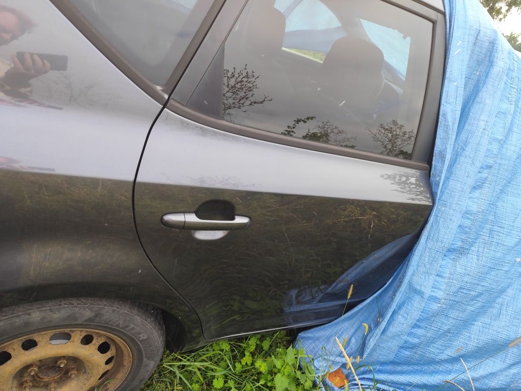 Drzwi tył prawy kia cee'd SW 07-12 kolor 5k