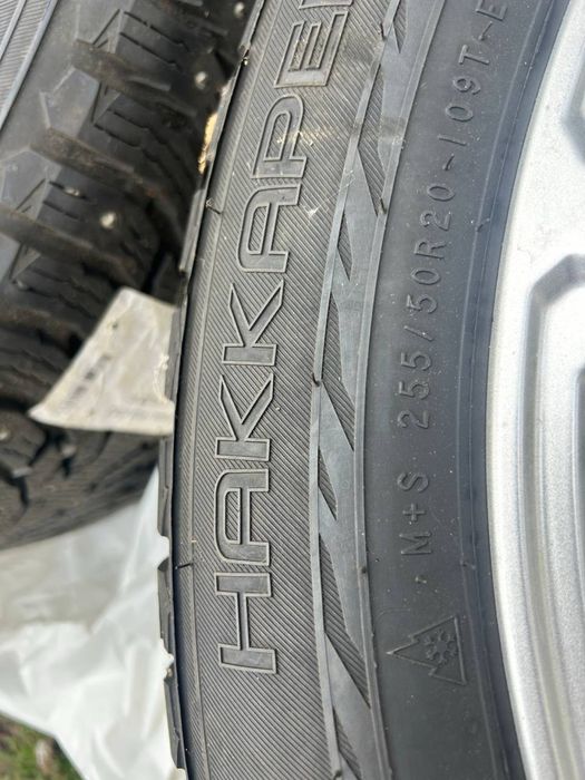 Диски Audi+зимові шини Nokian Hakkapeliitta 255/50 R20, Q7 ,Q8, e-tron