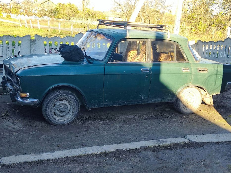 Продам АЗЛК Москвич 2140L