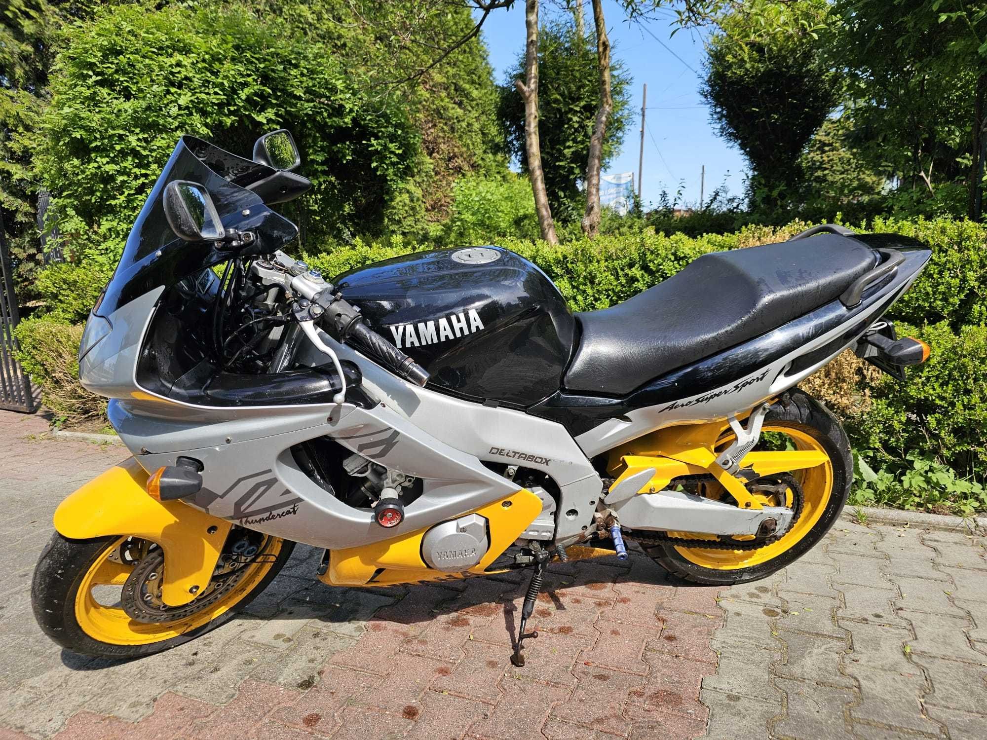 Motocykl Yamaha yzf 600R Thundercut