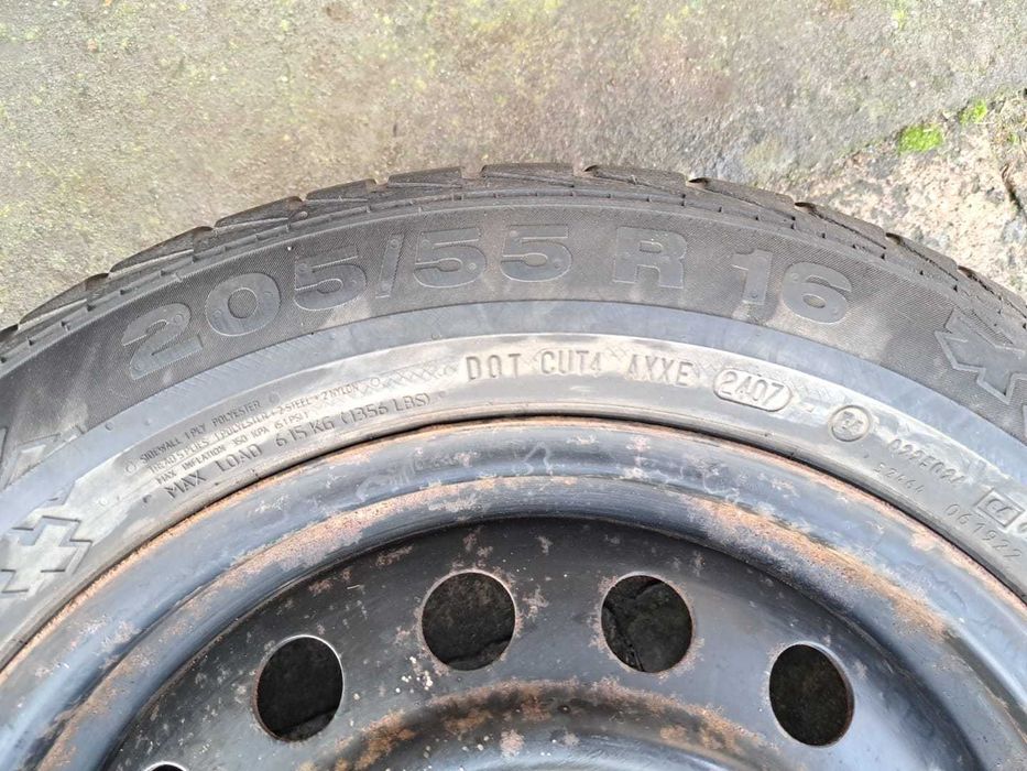 Felgi stalowe R16 + opony zimowe Continental 205/55 R16