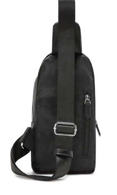 Чоловіча мужская кожаная брендовая сумка бананка на груди армійська