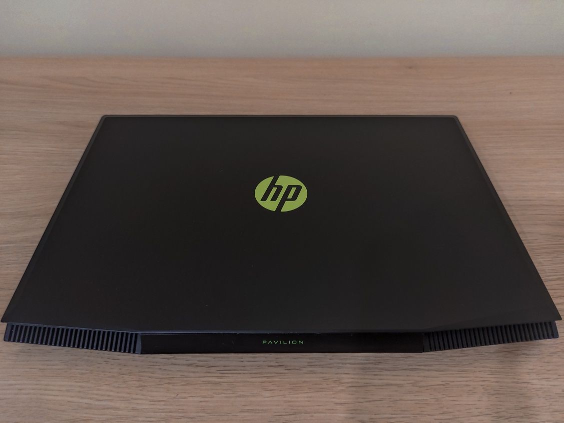 HP Pavilion Gaming 15 (cx0031ua)  i5-8300H/16GB/256GB SSD/GTX 1050Ti