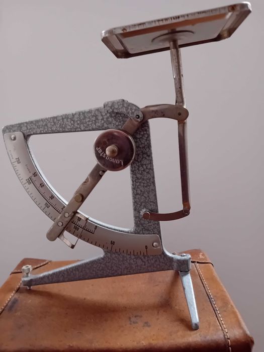 Balança antiga de cartas