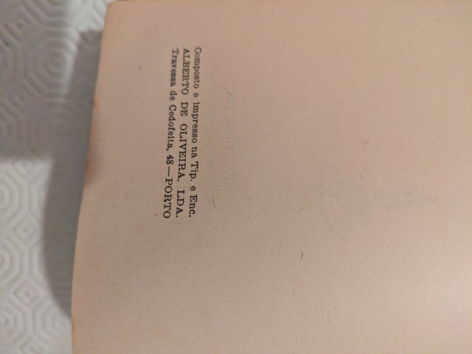 História da literatura portuguesa de António José Saraiva e Oscar Lope