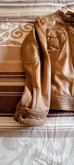 Casaco em Pele M/L (48/50)