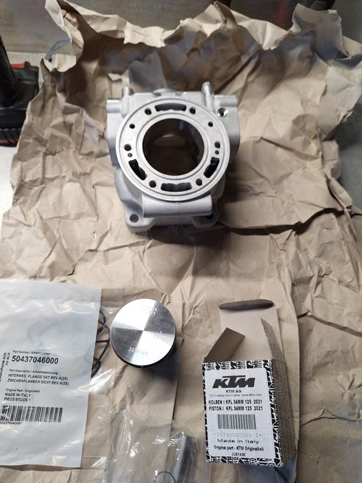 Cylinder husgvarna 125 2t TC tok 2016