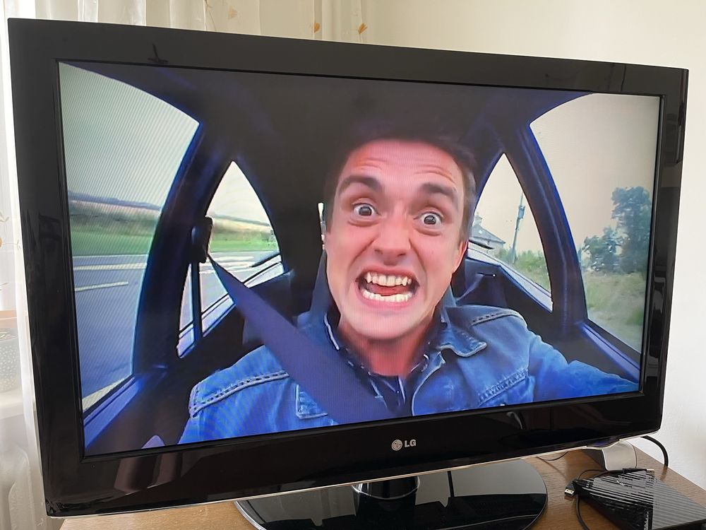 Telewizor LG ……………….